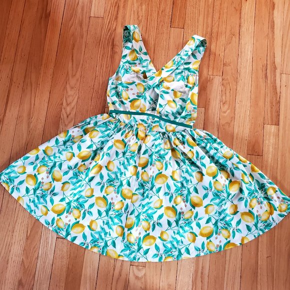 ELLE White Lemon Dress with Belt - Picture 5 of 9